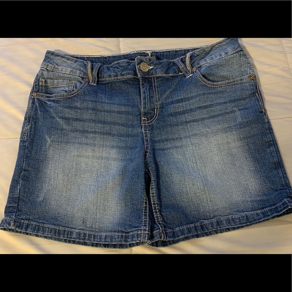 Women’s Jade Jeans shorts size 13/14